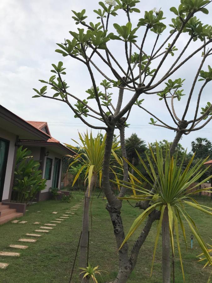 Tinna Resort Ban Nong Mai Ngam Exterior photo